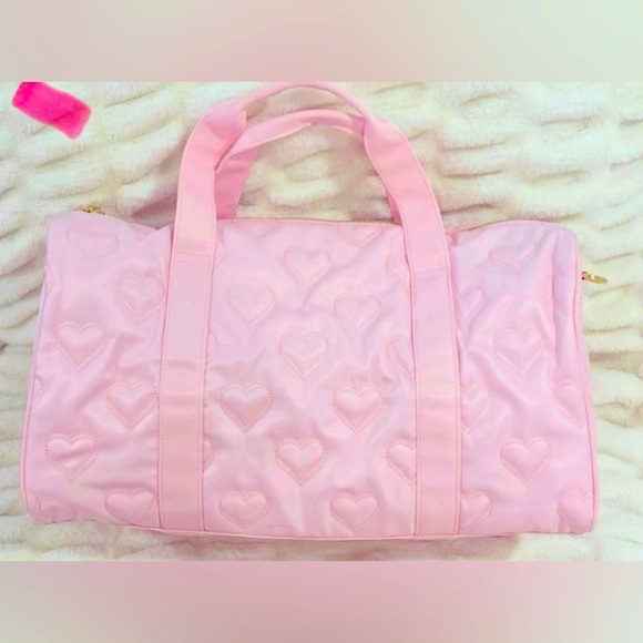 Pink heart quilted Stoney Clover lane duffle bag - Picture 1 of 2